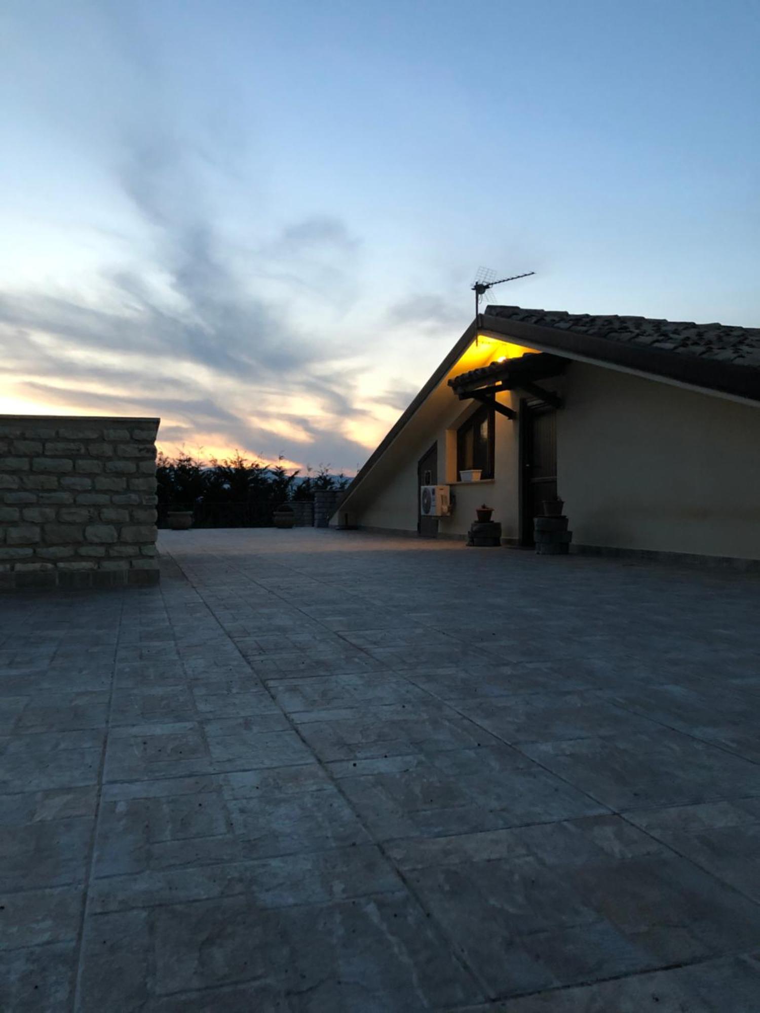 Agriturismo Serra Moneta Santo Stefano Quisquina Eksteriør billede